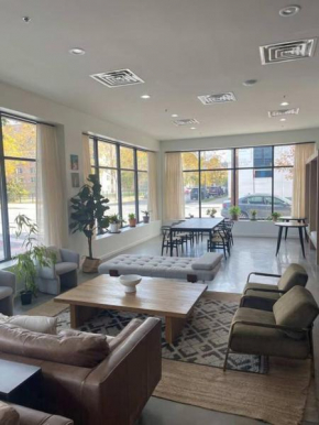 Private Rooms with Share Livingroom and Kitchen in Pilsen